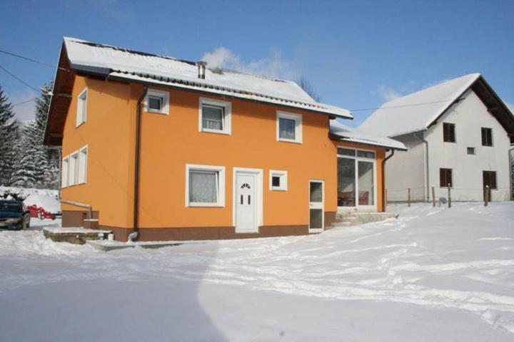Apartments Nino Ясенак Экстерьер фото